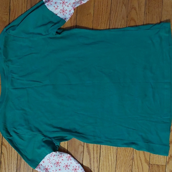 LIKE NEW Disney Junior's Baseball style long sleeve tee; L 11-13, Green white/re - Picture 9 of 14